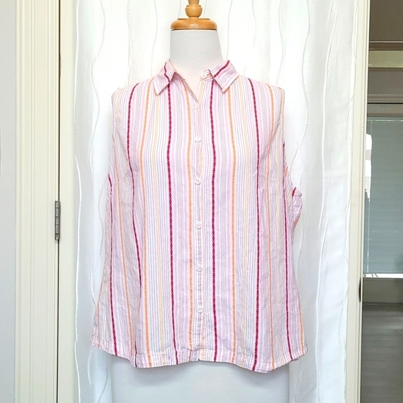 Columbia Tops - Columbia Sleeveless Button Down Shirt
